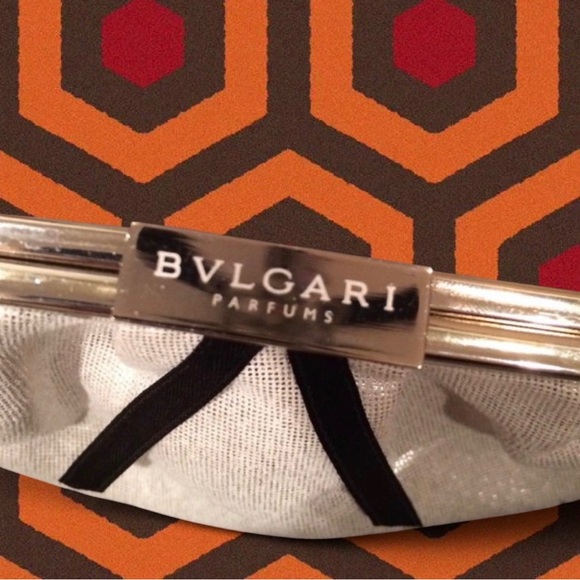 VINTAGE 00s BVLGARI Parfums Silver & White Mini Clutch - Picture 2 of 4